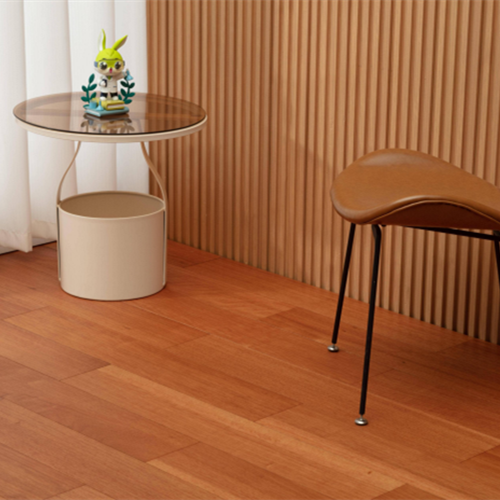 装修选地板怕踩雷，兔宝宝4大系列地板守护居家每一步